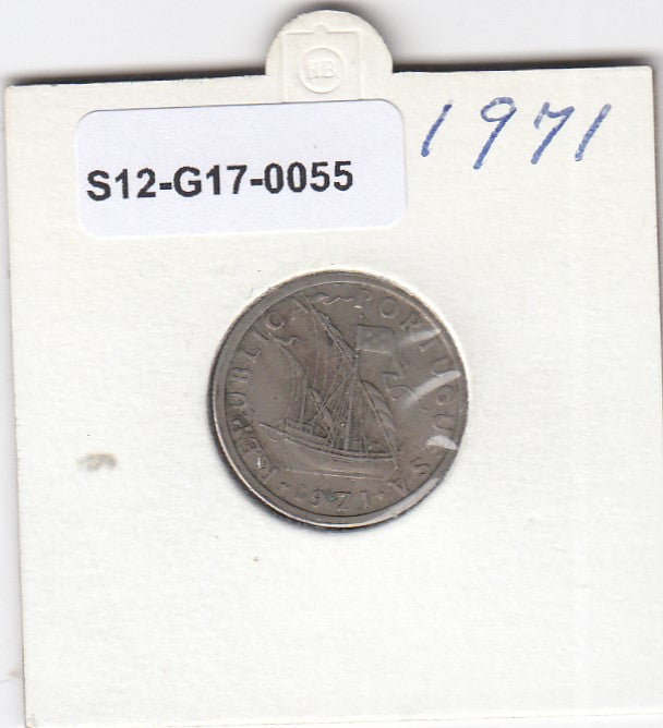 S12-G17-0055 Portugal 2.5 escudos 1971  VF