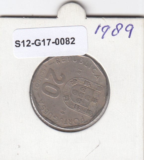 S12-G17-0082 Portugal 20 escudos 1989  VF