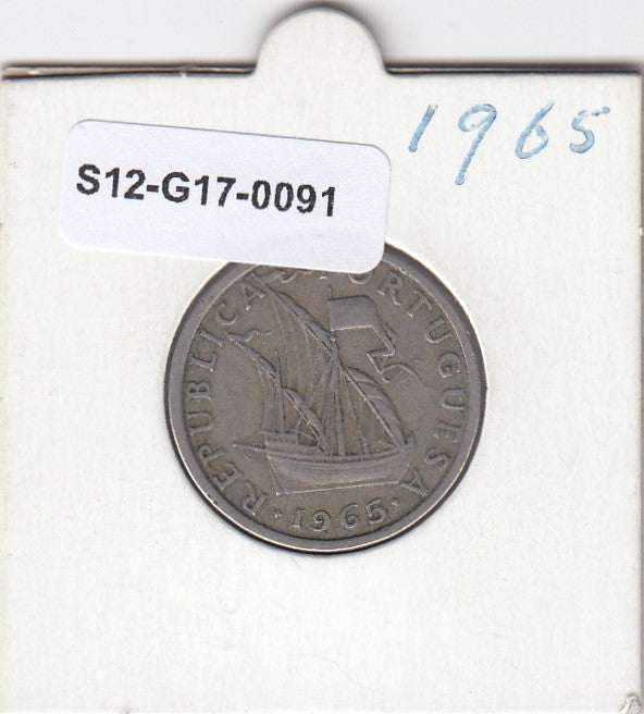 S12-G17-0091 Portugal 5 escudos 1965  VF