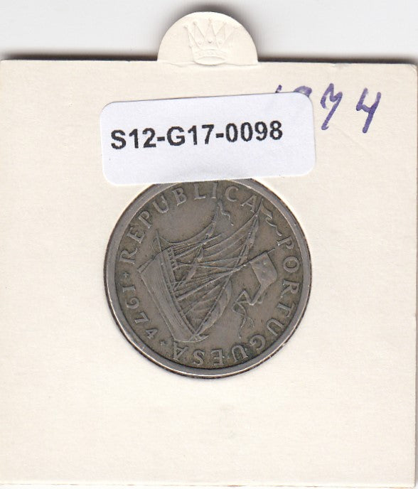 S12-G17-0098 Portugal 5 escudos 1974  VF
