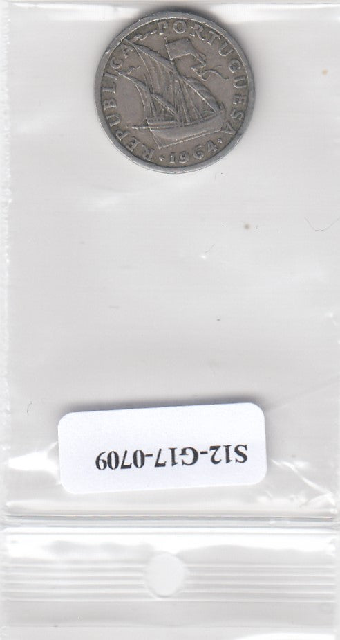 S12-G17-0709 Portugal 2 1/2 escudo 1964  VF