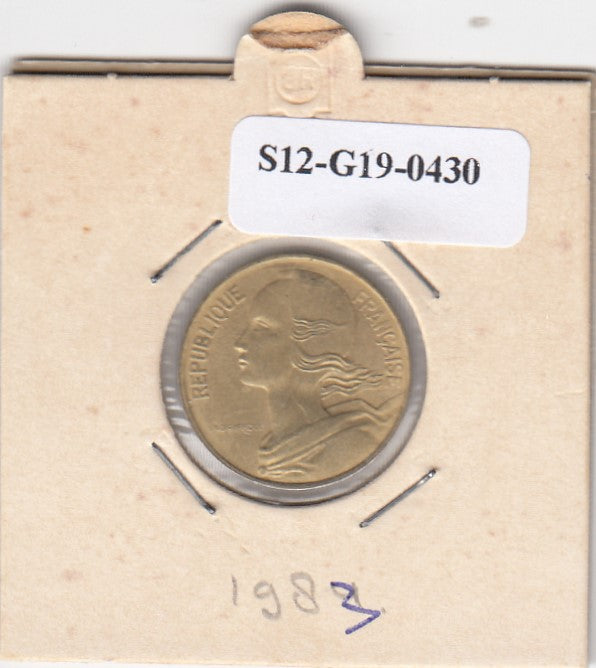 S12-G19-0430 Frankrijk 10 centimes 1983  VF KM929