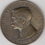 S19-PEN-0054 Netherlands Prof K Landsteine       Red Cross