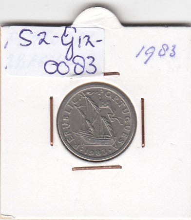 S2-G12-0083 Portugal 2 1/2 Escudos VF 1983 KM590