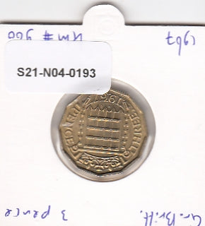 S21-N04-0193 United Kingdom 3 pence UNC 1967 KM900