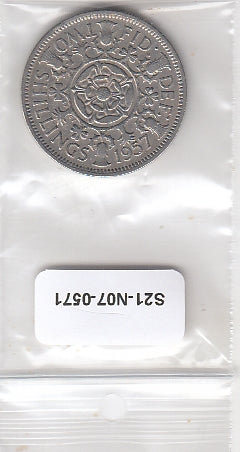 S21-N07-0571 United Kingdom 2 Shillings VF 1957 KM906