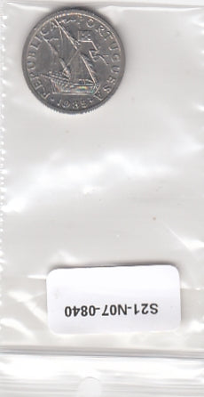 S21-N07-0840 Portugal 2 1/2 Escudos XF/UNC 1985 KM591