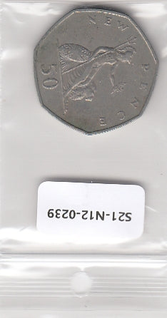 S21-N12-0239 United Kingdom 50 Pence VF 1969 KM913
