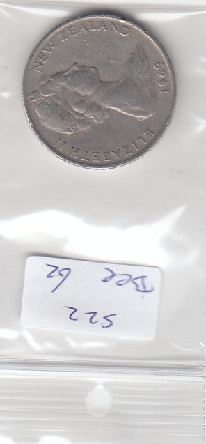 S22-BEE-0062 New Zealand 20 cent VF 1969 KM36.1