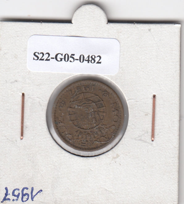 S22-G05-0482 Mozambique 50 centavos VF 1957 KM81