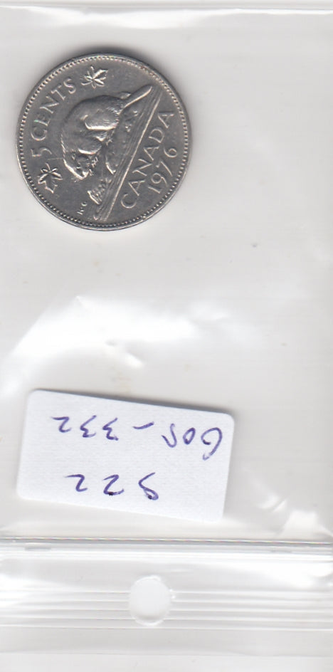 S22-G08-0332 Canada 5 cent VF 1976 KM60.1