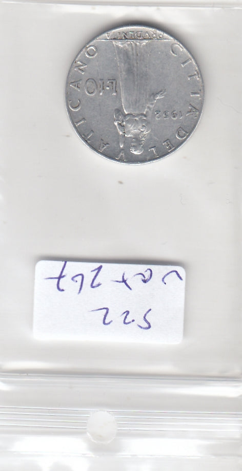 S22-VAT-0267 Vaticaan 10 lire VF 1952 KM52