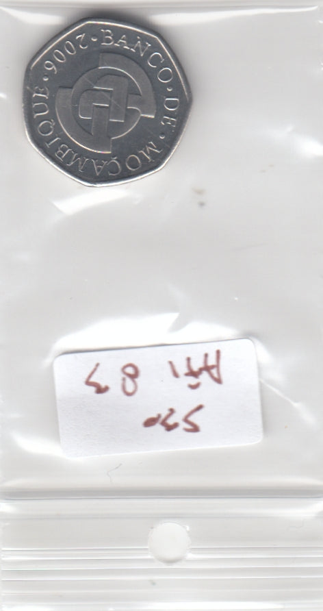 S30-AF1-0083 Mozambique 1 Metical UNC 2006 KM135
