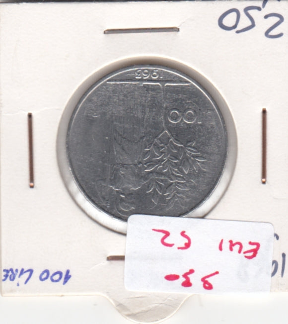 S30-EU1-0052 Italy 100 Lire VF 1968 KM96.1
