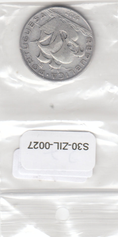 S30-ZIL-0027 Portugal 5 Escudos VF 1937 KM581   zilver