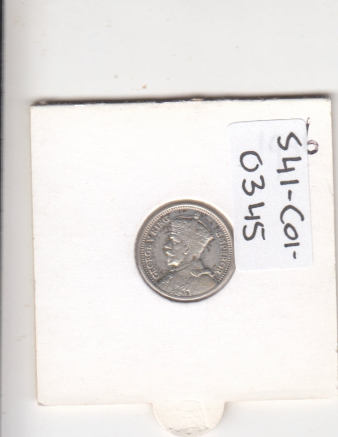 S41-C01-0345 New Zealand 3 Pence VF 1936  George V; crossed patu KM#1