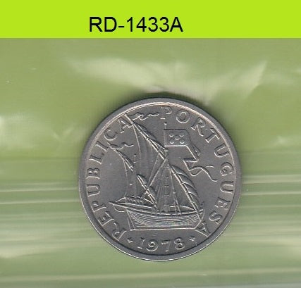 S8-RED-1433 Portugal 2 1/2 ESCUDO 1978 UNC KM590