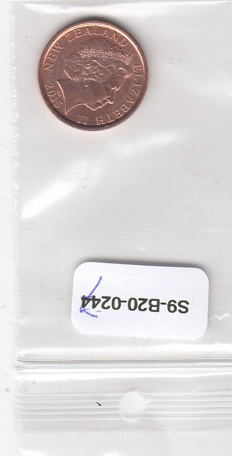S9-B20-0247-M03 New Zealand 10  Cents UNC 2015 KM17a   Magn
