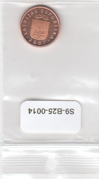 S9-B25-0014-M43 Latvia 2 Santimi UNC 2007 KM21